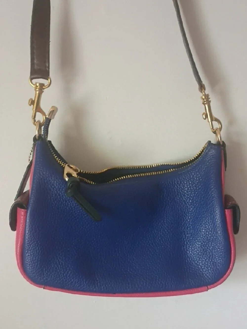 Coach Pennie Shoulder Bag 25 in colorblock sport blue. Style No: C6816